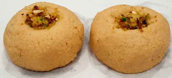 Gur Kacha Pak Delight