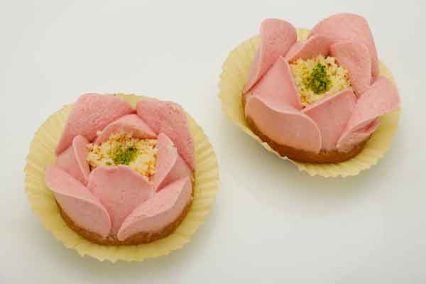 Rose Sandesh